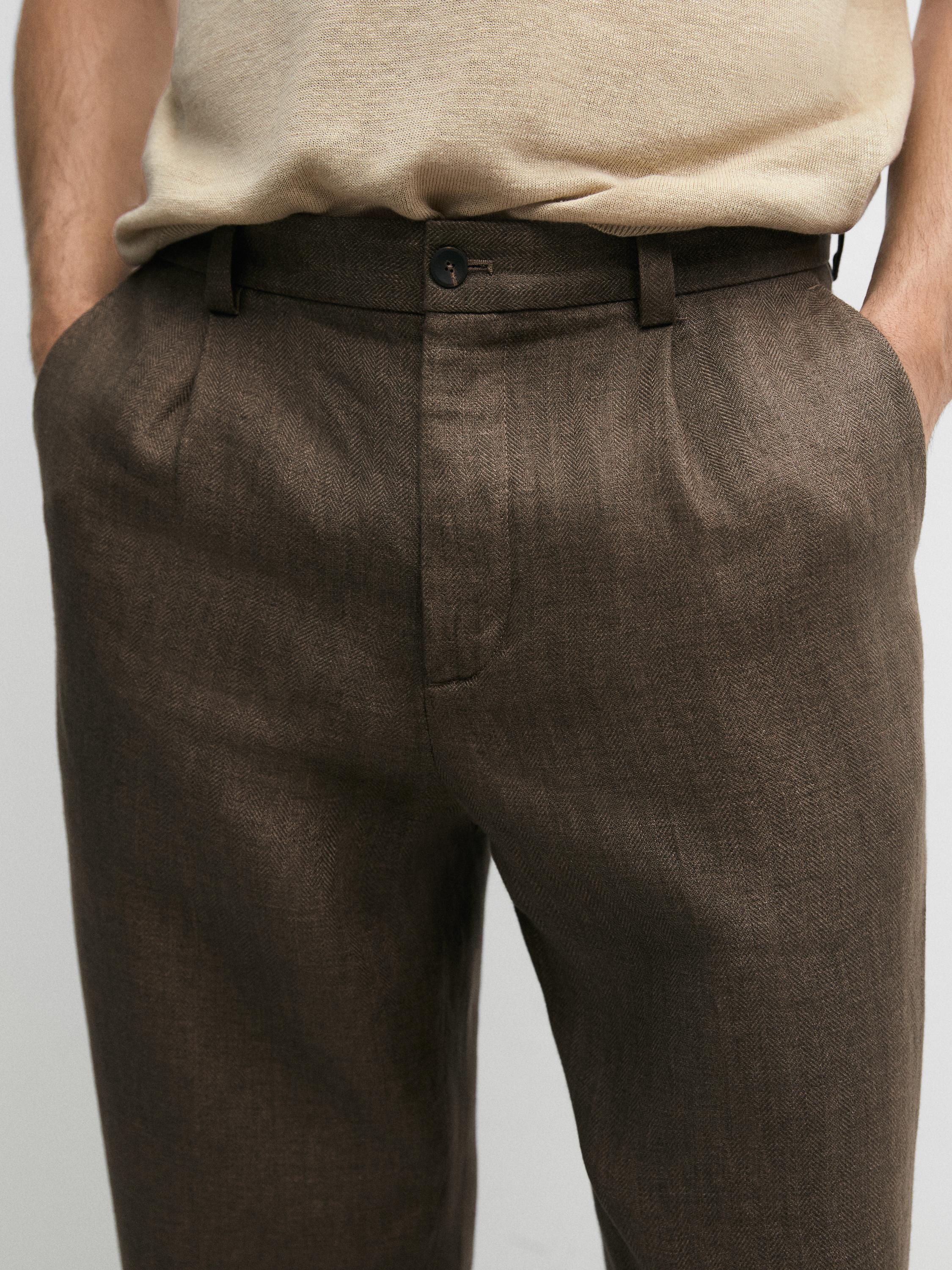 Pantalon à chevrons en lin total look